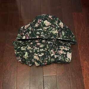 Size 8 super rare lulu scuba